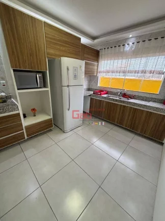 Imagem Casa com 6 dormitórios à venda, 430 m² por R$ 980.000,00 - Foguete - Cabo Frio/RJ