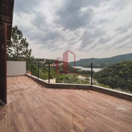Imagem Imperdível oferta de casa em condomínio com 4 quartos no Jardim Lago da Cantareira, Mairiporã-SP: 4 suítes, 2 salas, 3 vagas, 330m²!