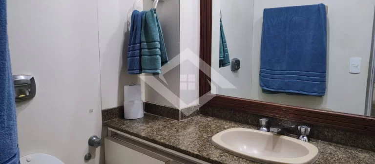 Imagem Apartamento de 165m², 4 Quartos, Suíte e Vaga – Copacabana, Rua Tonelero