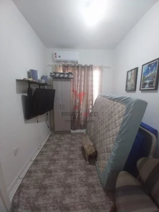Imagem Casa em Aparecida, com 3 Quartos e garagem para 2 Quartos. Guaratinguetá
