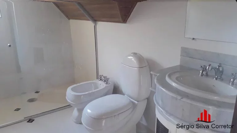 Imagem Casa com 04 Suítes à Venda, em Condomínio Fechado Alto Padrão.