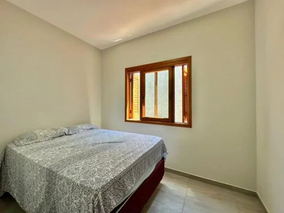 Imagem Casa 2 Dormitórios - Bairro Jardim Beira Mar