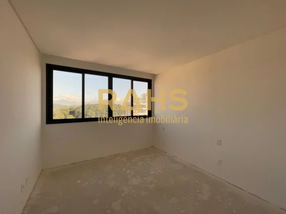 Imagem Amplo Apartamento no América Excelente apartamento no 17° andar, composto por uma sacada espaçosa...