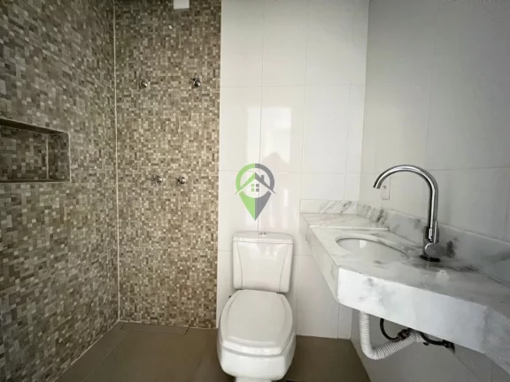 Imagem Casa em Condomínio à venda com 3 dormitórios, sendo 2 suítes, no Gonzaga de Santos/SP