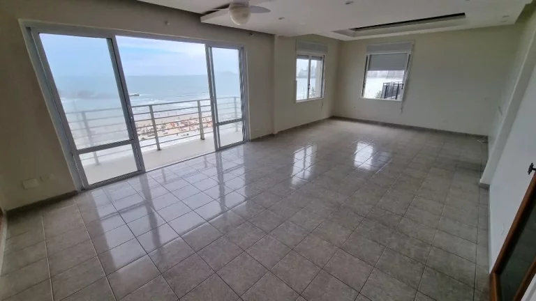 Imagem Apartamento com 3 dormitórios à venda, 210 m² - Pitangueiras - Guarujá/SP