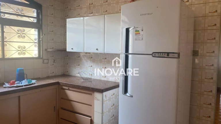 Imagem Casa com 3 dormitórios para alugar, 170 m² por R$ 4.500,00/mês - Setor Central - Itumbiara/GO