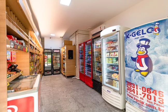 Imagem LINDO APARTAMENTO MOBILIADO 136,00 M ÁREA ÚTIL REFORNADO 3 SUÍTES VARANDA GOURMET ENVIDRAÇADA CINEMA SAUNA 2 VAGAS CONDOMÍNIO VÁRIOS ATRATIVOS