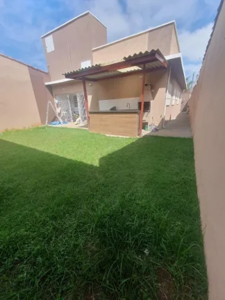 Imagem Casa para Venda em Itanhaém, Gaivota (Praia), 4 dormitórios, 1 suíte, 2 banheiros, 3 vagas