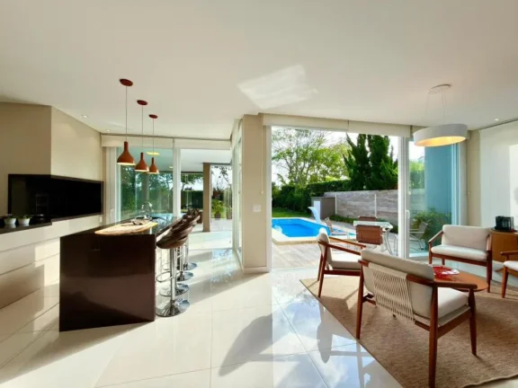 Imagem Casa em Condominio 4 Dormitórios - Bairro Atlantida