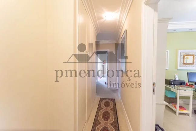 Imagem Apartamento à Venda em prédio charmoso de Higienópolis, 3 dormitórios (1 suíte) e 1 vaga.