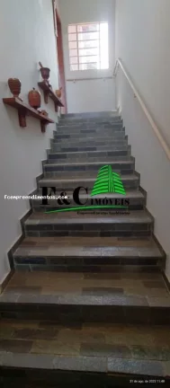 Imagem Casa para Venda em Araras, Parque das Árvores, 5 dormitórios, 1 suíte, 2 banheiros, 2 vagas