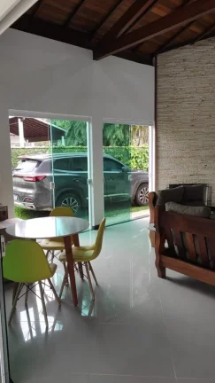 Imagem Casa em Condomínio para Venda em Ubatuba / SP no bairro Horto Florestal