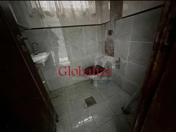 Imagem Casa à venda com 275m², 4 quartos, 4 vagas, piscina, churrasqueira por R$ 609.000,00 no Bom Retiro - Santos
