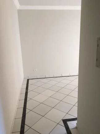 Imagem Excelente apartamento para locação com ótima localização, 2 dormitórios sendo 1 com armário e...