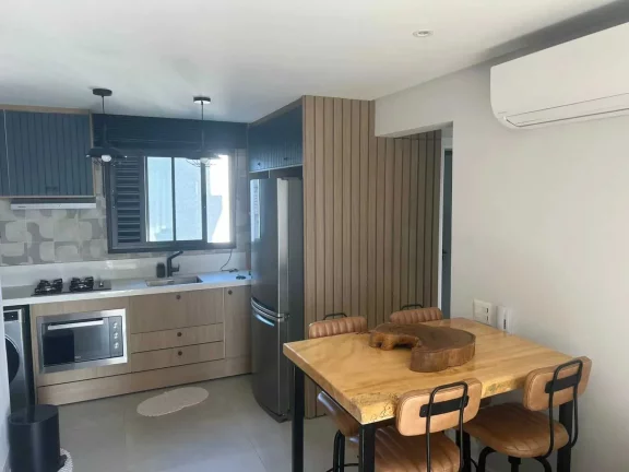 Imagem Apartamento mobiliado com 2 dormitórios sendo 1 suíte e 1 vaga de garagem na Praia Brava - Itajaí
