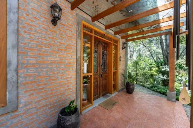 Imagem Cond Palos Verdes - 3 lotes (4.373m²) 6 dorm/4sts, reformada e modernizada