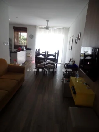 Imagem Casa à venda na Chácara da Barra. 

São duas casas no terreno, totalmente repaginadas
Frente : Ru...