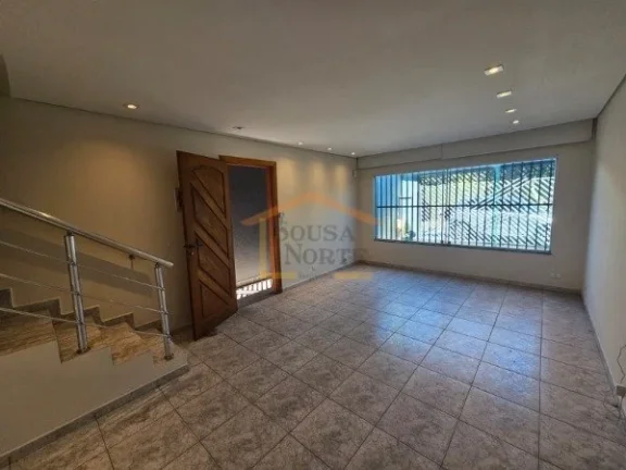 Imagem Sobrado de 160 m² com 3 dormitórios, sendo 1 suíte e 2 quartos no corredor, além de 1 banheiro n...