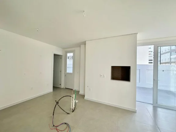 Imagem Casa 4 Dormitórios - Bairro Navegantes