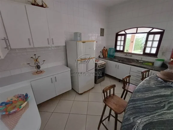 Imagem Espaçosa Casa Térrea 3 Quartos no Canto do Forte - Praia Grande