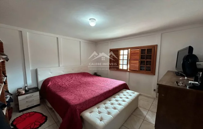 Imagem Chácara com 3 dormitórios à venda, 4000 m² por R$ 750.000,00 - Bairro dos Mirandas - Tatuí/SP