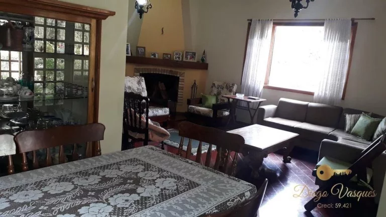 Imagem Casa em Condomínio para Venda em Teresópolis / RJ no bairro Quebra Frascos