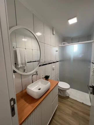 Imagem Apartamento com 03 dormitórios no Centro de Balneário Camboriú.