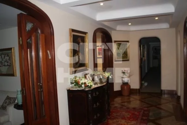 Imagem Excelente apartamento com incríveis 450m2, 4 dormitórios ( 4 suítes ), 6 banheiros, living para 3...