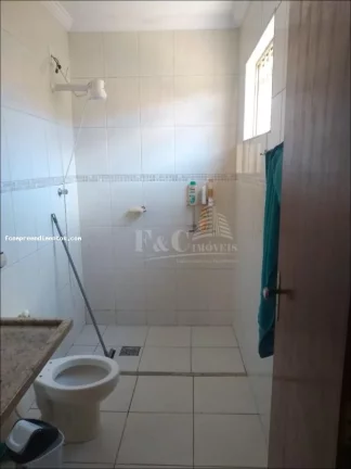 Imagem Casa para Venda em Araras, Jardim Santa Olívia II, 2 dormitórios, 1 suíte, 1 banheiro, 2 vagas