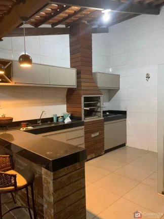 Imagem Casa à venda no Centro de Guimarânia-MG – 2 quartos, suíte e 176m²