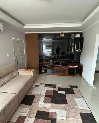 Imagem Casa com 3 dormitórios sendo 1 suíte com hidro e 2 vagas - Glória | Joinville/SC