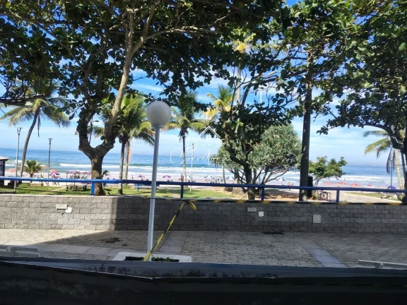 Imagem Apartamento com locação sem garantia frente mar Tombo com lazer: 2 salas, 2 banheiros, 1 vaga de garagem, 78m².