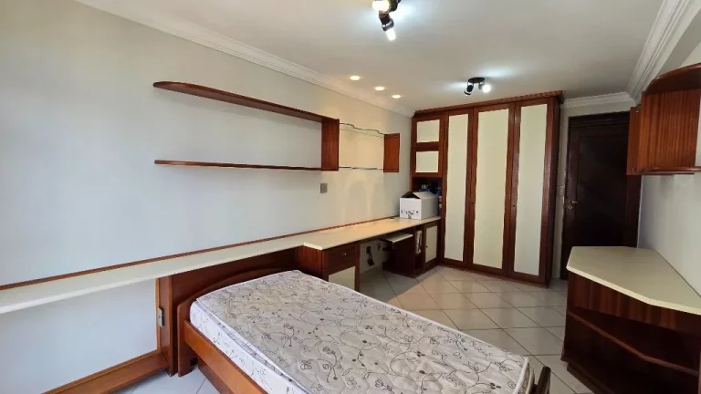 Imagem Apartamento com 4 dormitórios à venda, 220 m² por R$ 1.200.000,00 - Brisamar - João Pessoa/PB