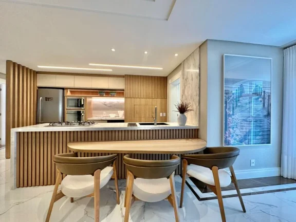 Imagem Apartamento 4Dormitórios dependência - Bairro Navegantes