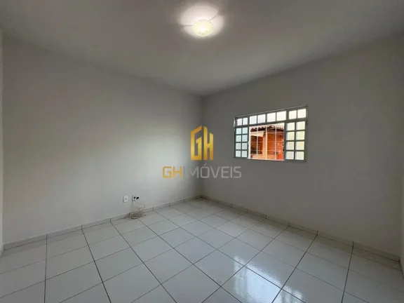 Imagem Casa 3 quartos, Setor Jardim Nova Era, 550.000,00

A casa possui:

- Sala;
- 3 quartos, sendo 1 suit...