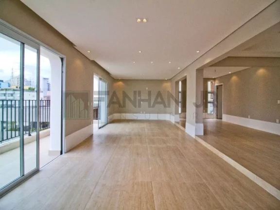 Imagem Vendo Maravilhoso apartamento totalmente reformado no coração dos Jardins !!!! Acabamentos nobres, marcenaria de primeira e com uma vista incrível. A