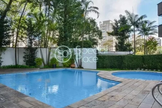 Imagem Oportunidade para reforma com excelente planta em Moema Índios. Apartamento com planta ampla, 3 dor...