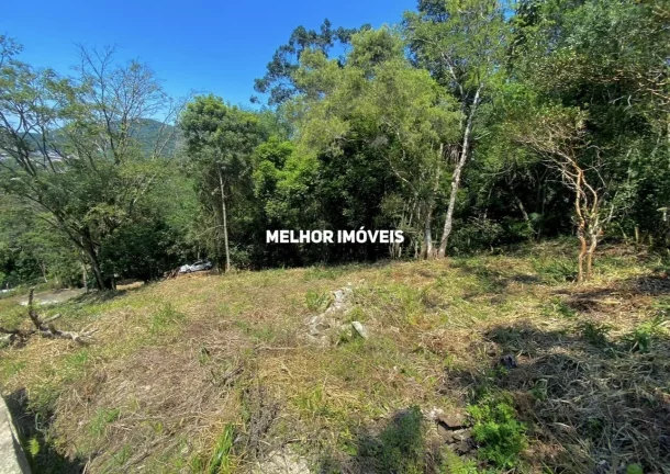 Imagem Terreno á venda com Linda Vista Mar localiado na praia do Estaleirinho em Balneário Camboriú