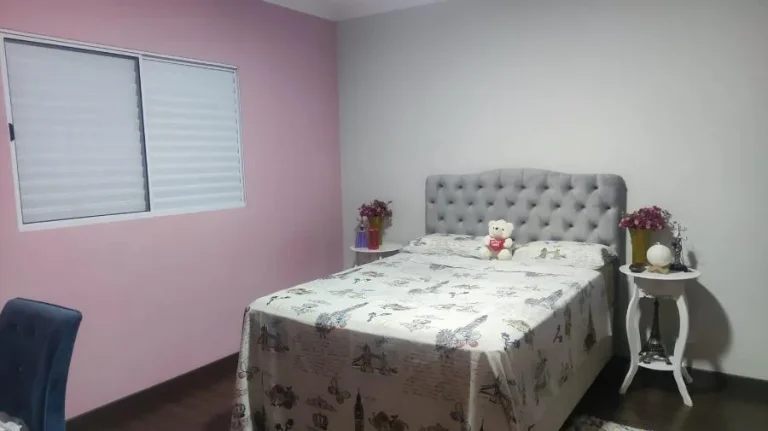 Imagem Sobrado para Venda por R$990.000,00 com 500m², 4 dormitórios, 2 suites e 2 vagas - Jardim jóia, Arujá / SP - Cód. BDI37421
