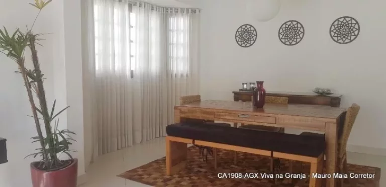 Imagem Casa com 4 dormitórios à venda, 288 m² -Granja Viana - Carapicuíba/SP
