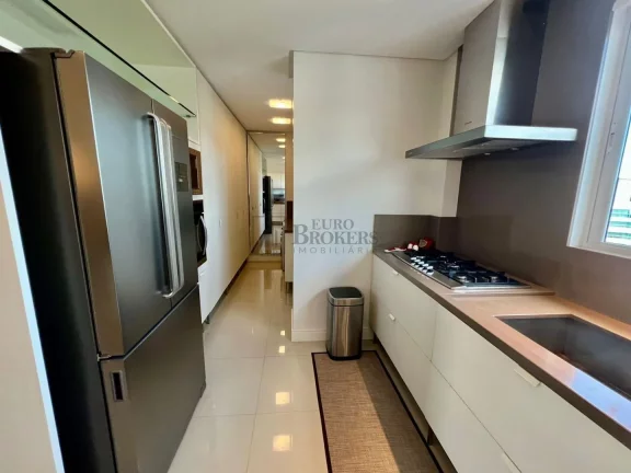 Imagem Apartamento com 4 suítes à venda no Ed. Villa Serena
