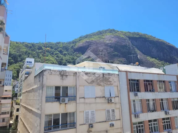 Imagem Apartamento de 4 Quartos à Venda em Copacabana – Conforto e Localização