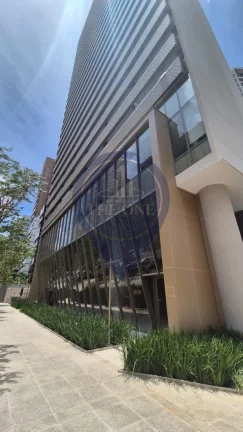 Imagem Studio de Luxo à Venda em Moema, São Paulo-SP: 1 Quarto, 2 Salas, 1 Banheiro, 28m² de Pura Elegância!