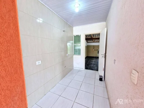 Imagem Casa para Locação de 02 Dormitórios Ao Lado do Colégio Estadual no Bairro Santa Terezinha em Fazenda Rio Grande
