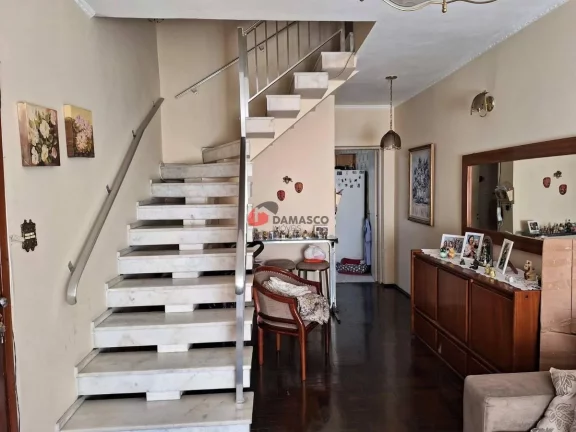 Imagem Sobrado à venda 3 Quartos, 1 Suite, 2 Vagas, Santa Maria, Santo André - SP