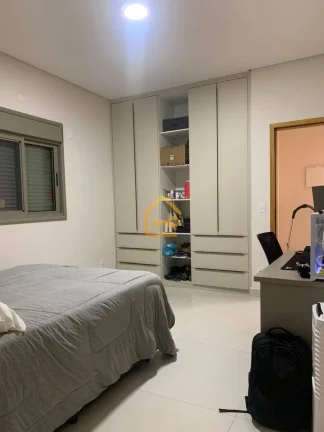 Imagem Casa térrea, 3 dormitórios(1 suíte), 2 vagas, Cond. Vereda dos Campos, SJC