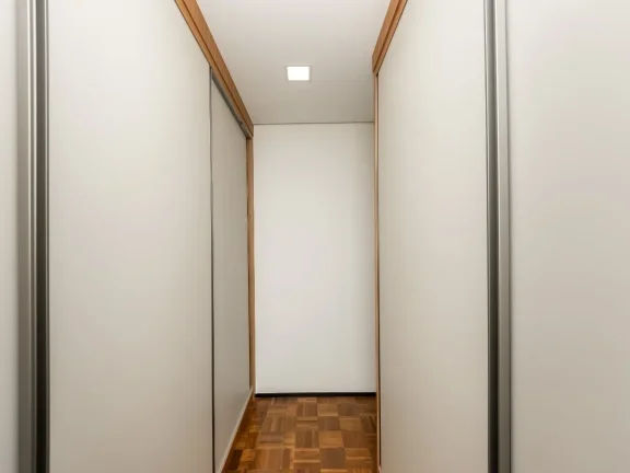 Imagem Apartamento Paraiso - 138M², 3 Dorms, 1 Suíte, 1 Vaga Determinada, Armários, Lavabo, Mobiliado.