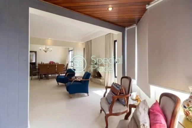 Imagem Apartamento com bastante luz natural, uma planta ampla, 1 km do Shopping Ibirapuera, Colégio Móbil...