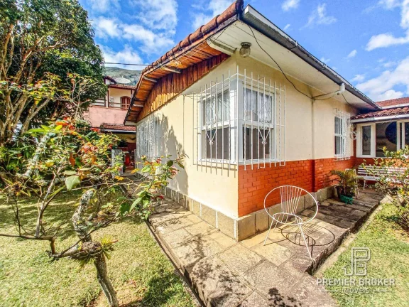 Imagem Casa à venda, 185 m² por R$ 810.000,00 - Araras - Teresópolis/RJ