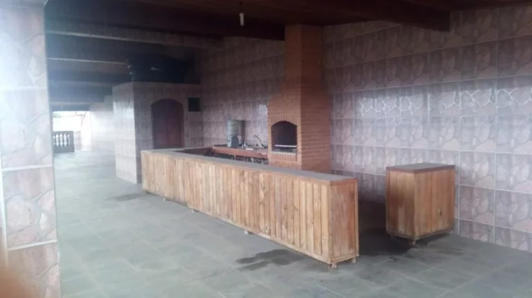 Imagem Sobrado à venda, 381 m² por R$ 695.000,00 - Vila Colorado - Suzano/SP